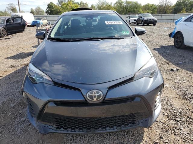 2T1BURHE0JC120731 - 2018 TOYOTA COROLLA L GRAY photo 5