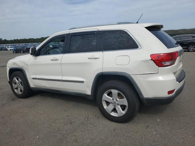 1J4RR4GG7BC735562 - 2011 JEEP GRAND CHEROKEE LAREDO 白色 照片 2