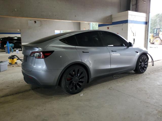 7SAYGDEFXRA285260 - 2024 TESLA MODEL Y SILVER photo 3