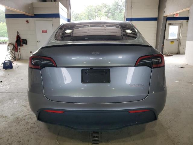 7SAYGDEFXRA285260 - 2024 TESLA MODEL Y SILVER photo 6