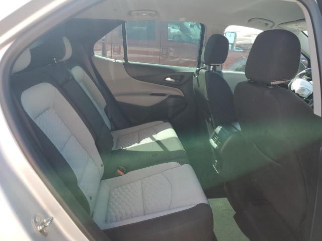 2GNAXREVXJ6317390 - 2018 CHEVROLET EQUINOX LS ვერცხლისფერი ფოტო 11