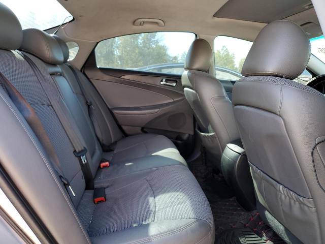 5NPEC4ACXDH591850 - 2013 HYUNDAI SONATA SE SILVER photo 10