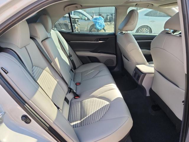 4T1S31AK8PU047880 - 2023 TOYOTA CAMRY SE NIGHT SHADE WHITE photo 10