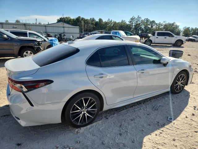 4T1S31AK8PU047880 - 2023 TOYOTA CAMRY SE NIGHT SHADE WHITE photo 3