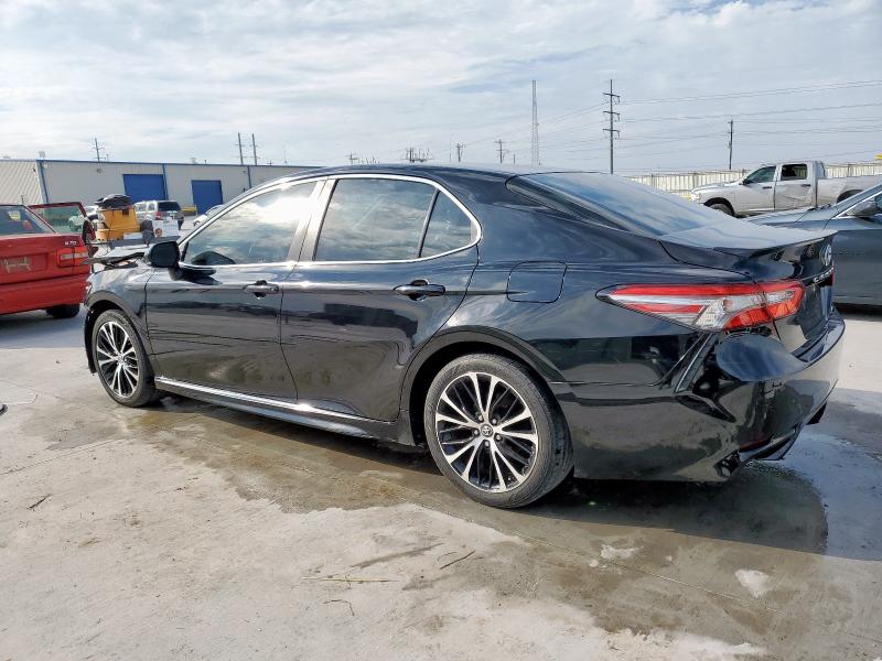 4T1B11HK1JU043530 - 2018 TOYOTA CAMRY L 黑色 照片 2