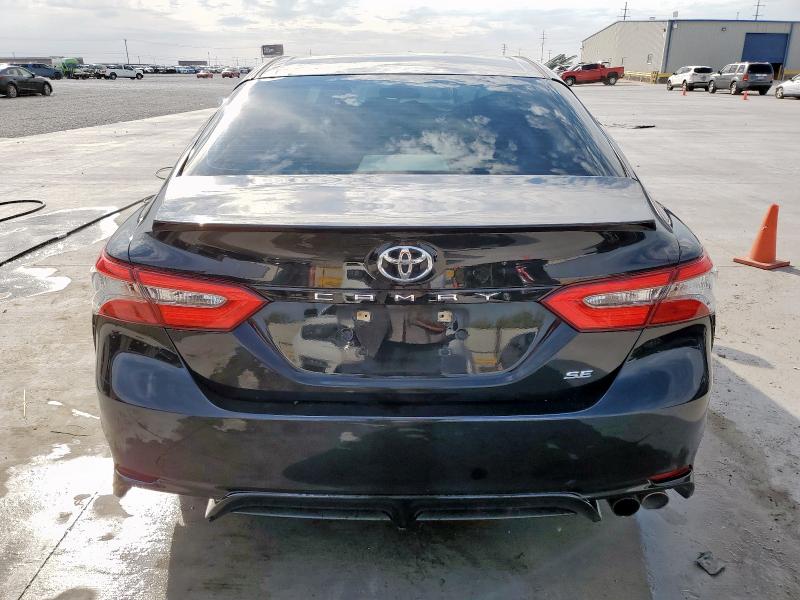 4T1B11HK1JU043530 - 2018 TOYOTA CAMRY L 黑色 照片 6