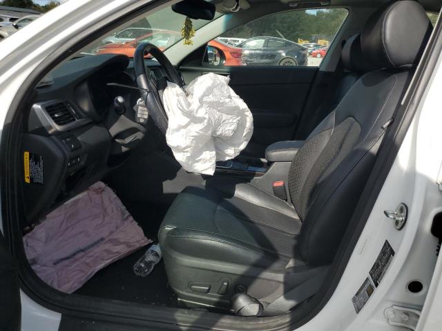 5XXGU4L34GG070562 - 2016 KIA OPTIMA EX WHITE photo 7