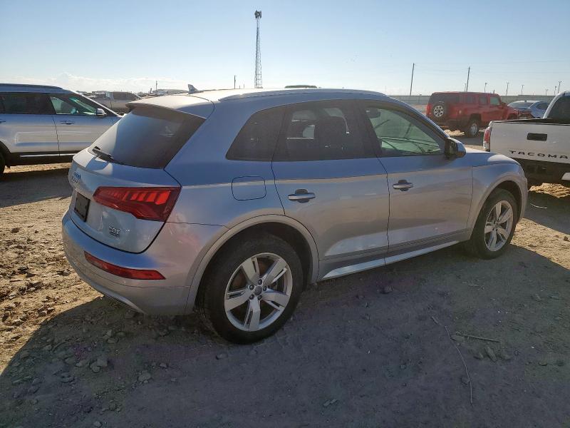 WA1ANAFYXJ2199051 - 2018 AUDI Q5 PREMIUM ვერცხლისფერი ფოტო 3