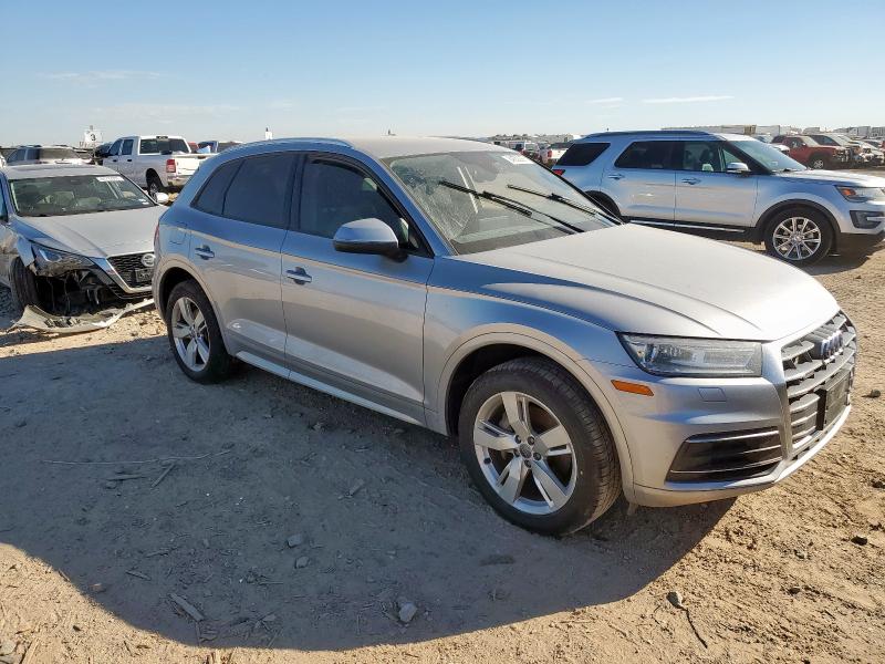 WA1ANAFYXJ2199051 - 2018 AUDI Q5 PREMIUM ვერცხლისფერი ფოტო 4