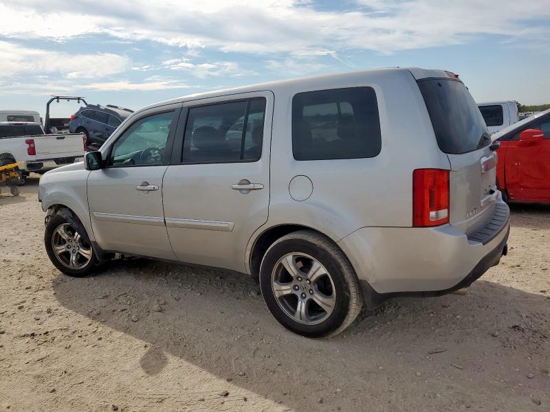 5FNYF3H45EB022949 - 2014 HONDA PILOT EX SILVER photo 2