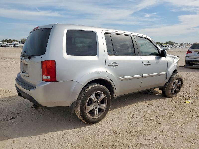 5FNYF3H45EB022949 - 2014 HONDA PILOT EX SILVER photo 3