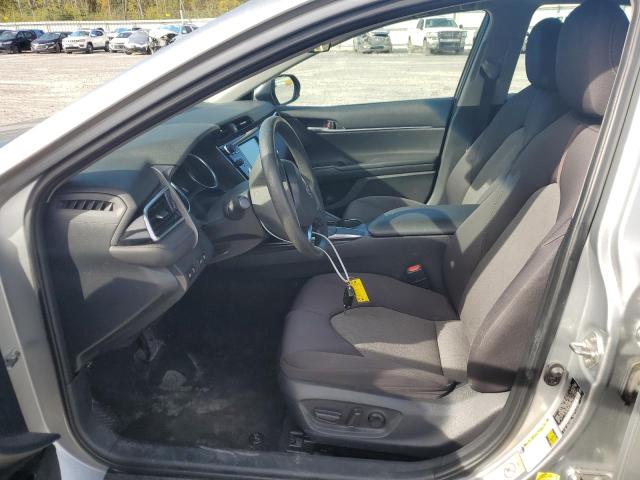 4T1B11HK3JU122374 - 2018 TOYOTA CAMRY L SILVER photo 7