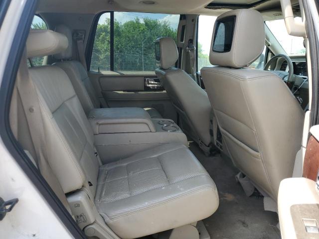 5LMJJ2J55BEJ01668 - 2011 LINCOLN NAVIGATOR თეთრი ფოტო 19