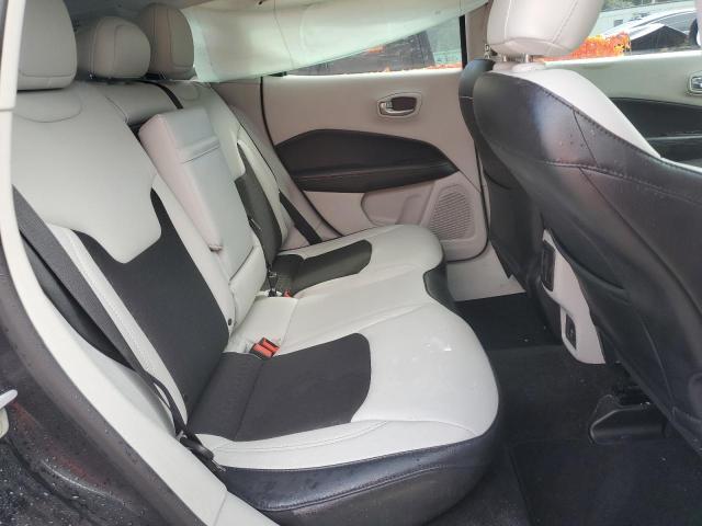 3C4NJCBB5JT469477 - 2018 JEEP COMPASS LATITUDE Noir photo 11