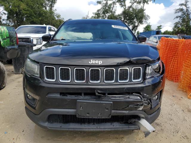 3C4NJCBB5JT469477 - 2018 JEEP COMPASS LATITUDE Noir photo 5