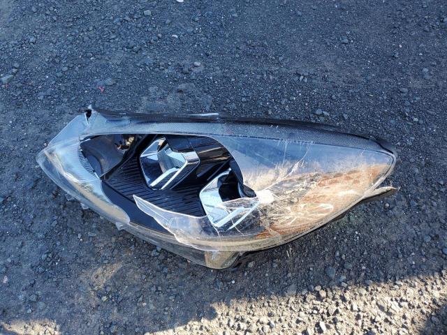 1FMCU9G68NUA34943 - 2022 FORD ESCAPE SE GRAY photo 13