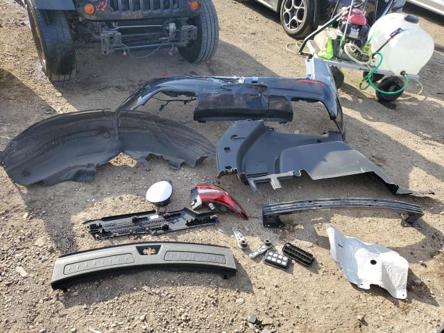 5GAERBKW4KJ235637 - 2019 BUICK ENCLAVE ESSENCE 银色 照片 13