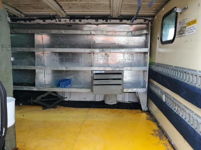 1GCGG25C391128166 - 2009 CHEVROLET EXPRESS G2 WHITE photo 11