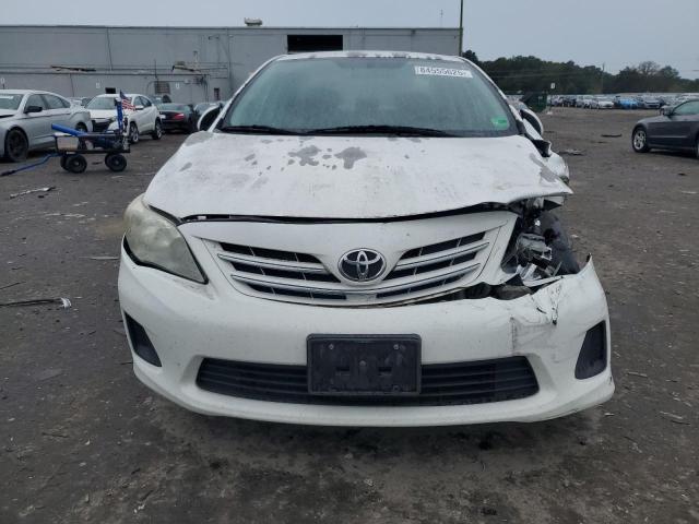 5YFBU4EE3DP126115 - 2013 TOYOTA COROLLA BASE Beyaz fotoğraf 5