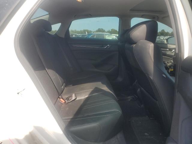 1HGCV1F54JA255898 - 2018 HONDA ACCORD EXL WHITE photo 10