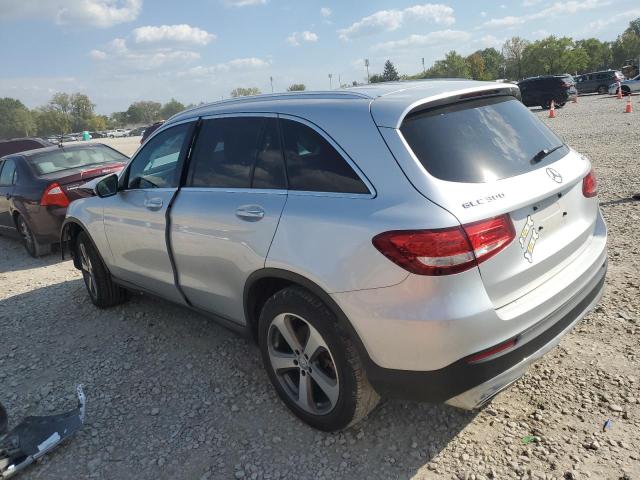 WDC0G4KBXHF142408 - 2017 MERCEDES-BENZ GLC 300 4MATIC SILVER photo 2