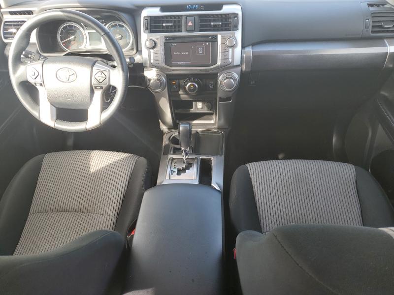 JTEZU5JRXJ5174017 - 2018 TOYOTA 4RUNNER SR5 Ақ фото 8