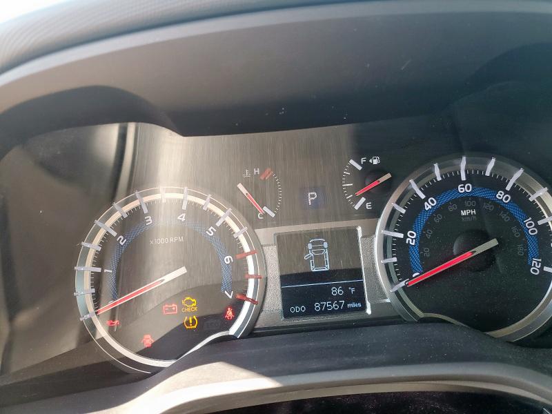 JTEZU5JRXJ5174017 - 2018 TOYOTA 4RUNNER SR5 Ақ фото 9