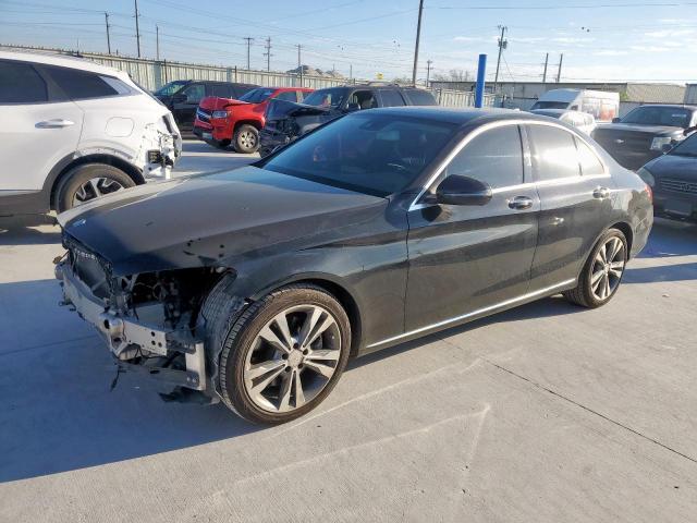 2016 MERCEDES-BENZ C 300, 