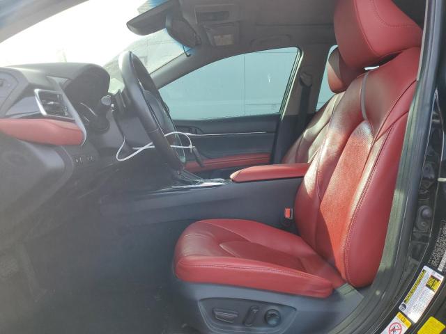 4T1BZ1HK4JU020641 - 2018 TOYOTA CAMRY XSE შავი ფოტო 7