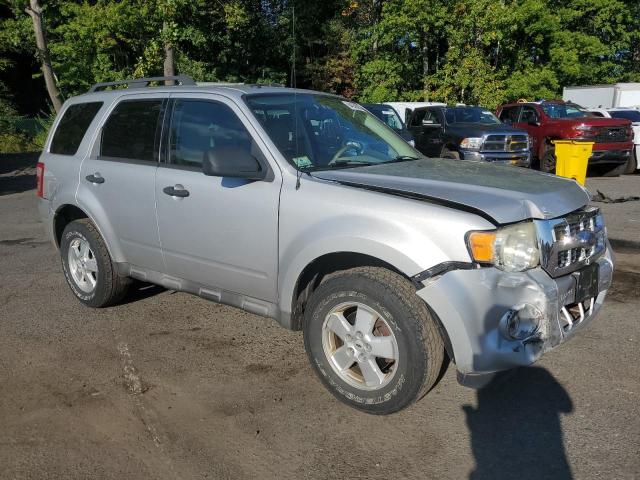 1FMCU93G89KA33050 - 2009 FORD ESCAPE XLT 银色 照片 4