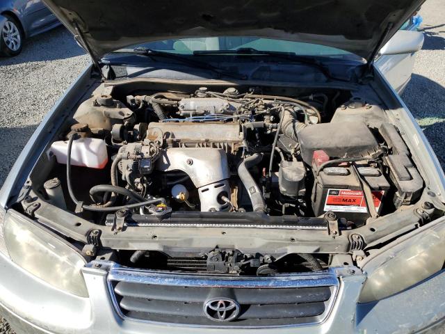 JT2BG22K6Y0531013 - 2000 TOYOTA CAMRY CE SILVER photo 11