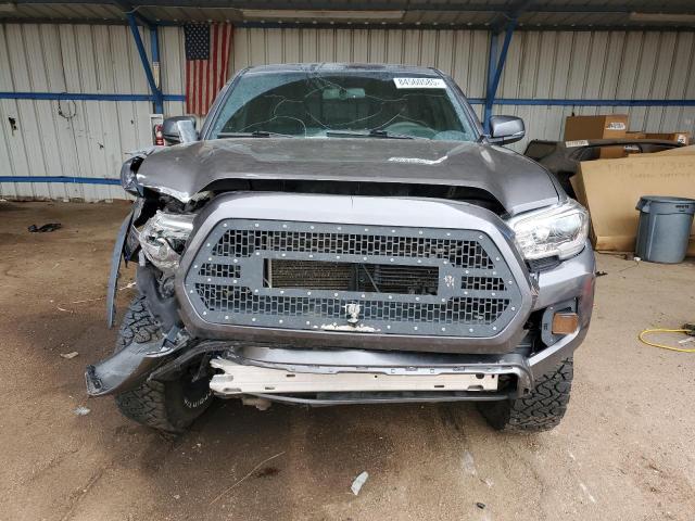 5TFCZ5AN3HX106276 - 2017 TOYOTA TACOMA DOUBLE CAB 灰色 照片 5