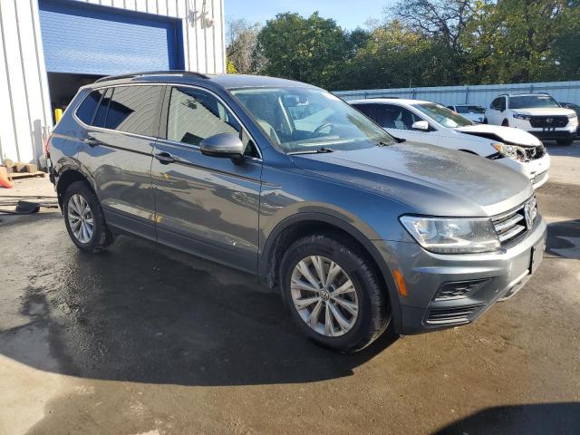 3VV2B7AX0KM067979 - 2019 VOLKSWAGEN TIGUAN SE SILVER photo 4