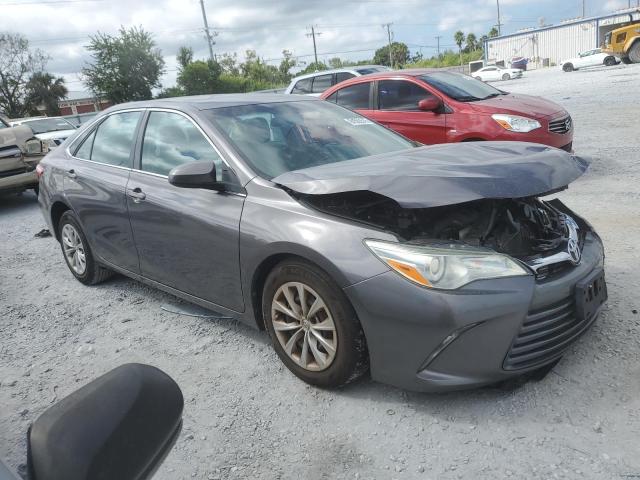 4T1BF1FK6GU182551 - 2016 TOYOTA CAMRY LE 石墨色 照片 4