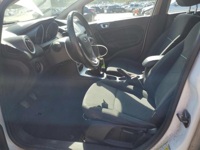 3FADP4EJ2EM243535 - 2014 FORD FIESTA SE WHITE photo 7
