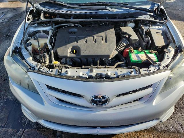 5YFBU4EEXCP013504 - 2012 TOYOTA COROLLA BASE Արծաթագույն լուսանկար 11