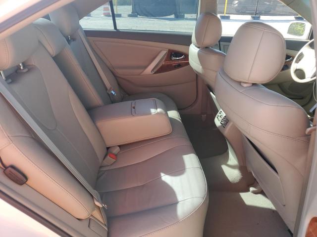 4T4BF3EK1BR149730 - 2011 TOYOTA CAMRY BASE Weiß Foto 10