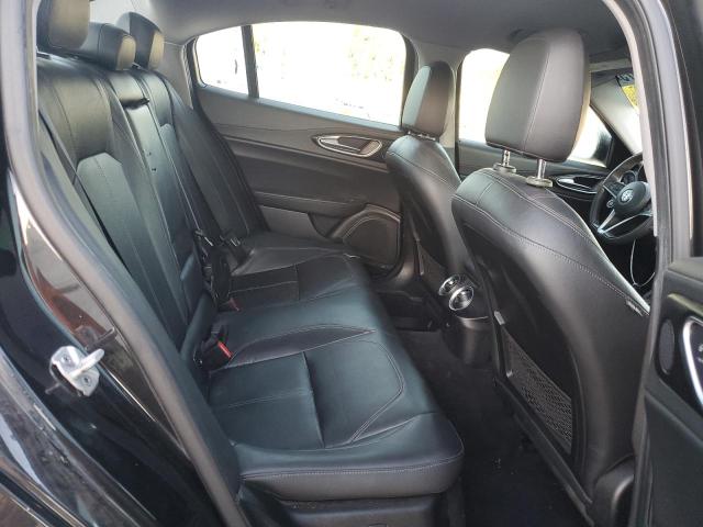 ZARFAEBN8H7532876 - 2017 ALFA ROMEO GIULIA BLACK photo 10