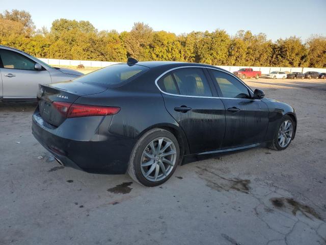 ZARFAEBN8H7532876 - 2017 ALFA ROMEO GIULIA BLACK photo 3