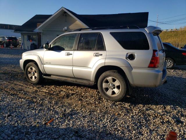 JTEBU14R660096832 - 2006 TOYOTA 4RUNNER SR5 SILVER photo 2