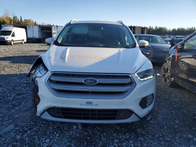 1FMCU9J95JUC21344 - 2018 FORD ESCAPE TITANIUM WHITE photo 5