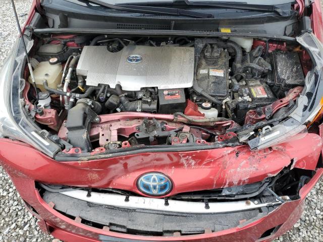 JTDKARFU9G3525507 - 2016 TOYOTA PRIUS Красный фото 11