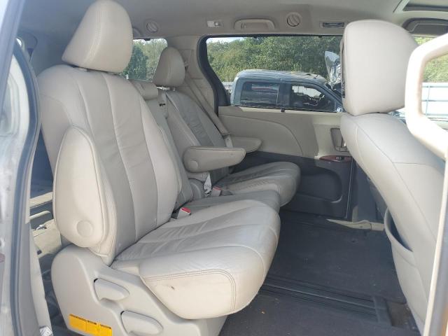 5TDYK3DC9CS220211 - 2012 TOYOTA SIENNA XLE أبيض صورة 11