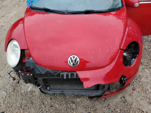 3VWRW3AL2AM006300 - 2010 VOLKSWAGEN NEW BEETLE წითელი ფოტო 11