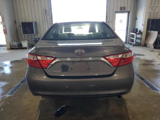 4T4BF1FK8GR540285 - 2016 TOYOTA CAMRY LE GRAY photo 6