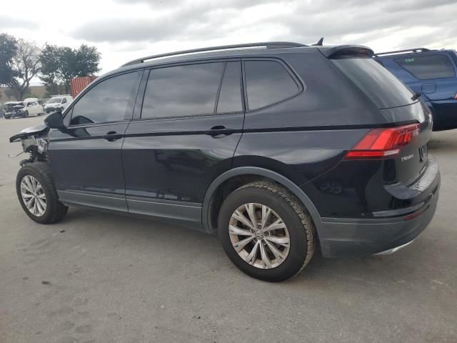 3VV1B7AXXLM025428 - 2020 VOLKSWAGEN TIGUAN S შავი ფოტო 2