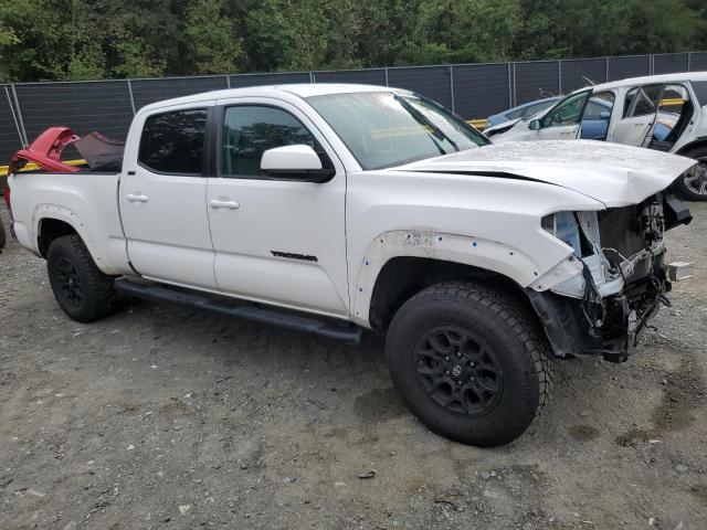 3TYDZ5BN9NT013836 - 2022 TOYOTA TACOMA DOUBLE CAB WHITE photo 4
