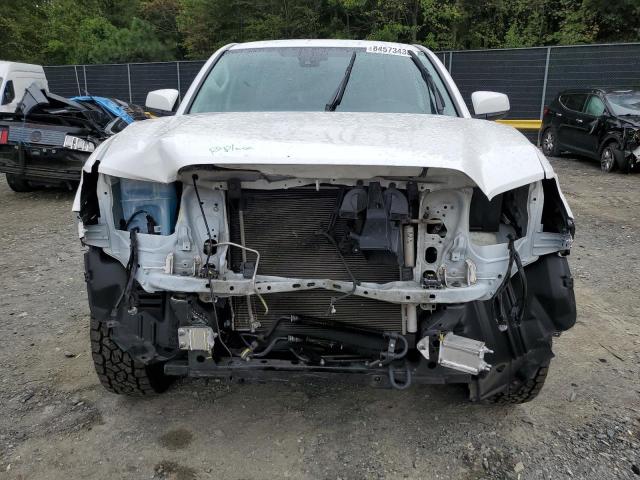 3TYDZ5BN9NT013836 - 2022 TOYOTA TACOMA DOUBLE CAB WHITE photo 5