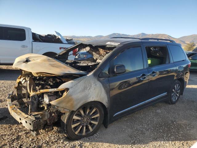 2018 TOYOTA SIENNA LE, 
