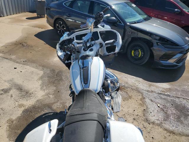 1HD1KH713RB619431 - 2024 HARLEY-DAVIDSON FLTRX Biały zdjęcie 6